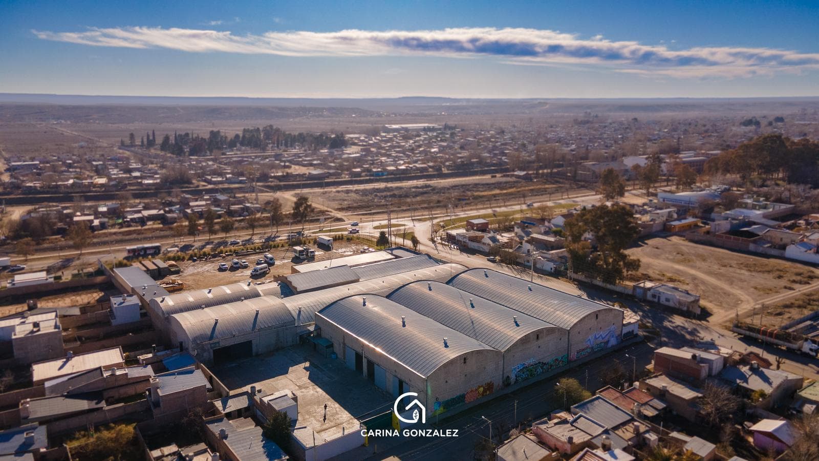 Galpón en Allen - 1