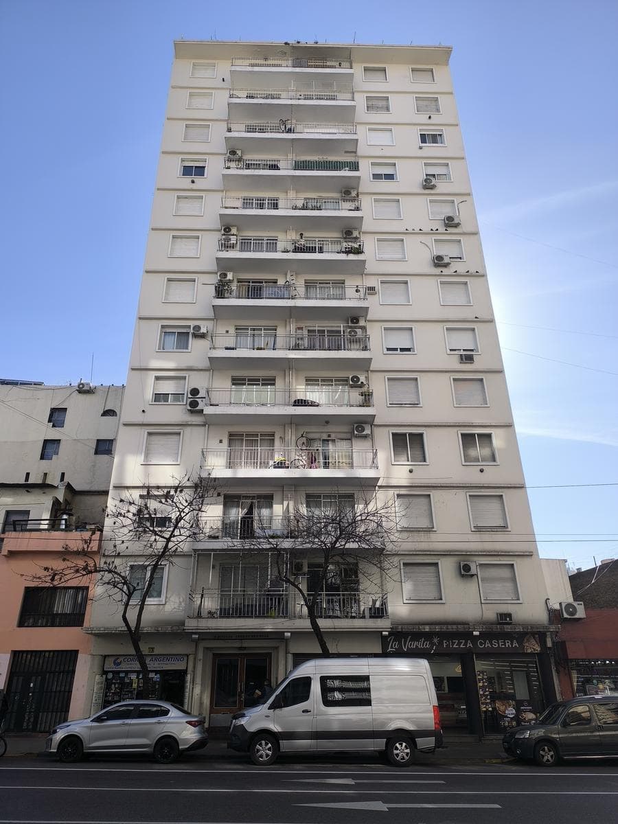 Único Departamento de 3 ambientes piso 12 listo para entrar!!!! Gran Oportunidad!!!!! - 2