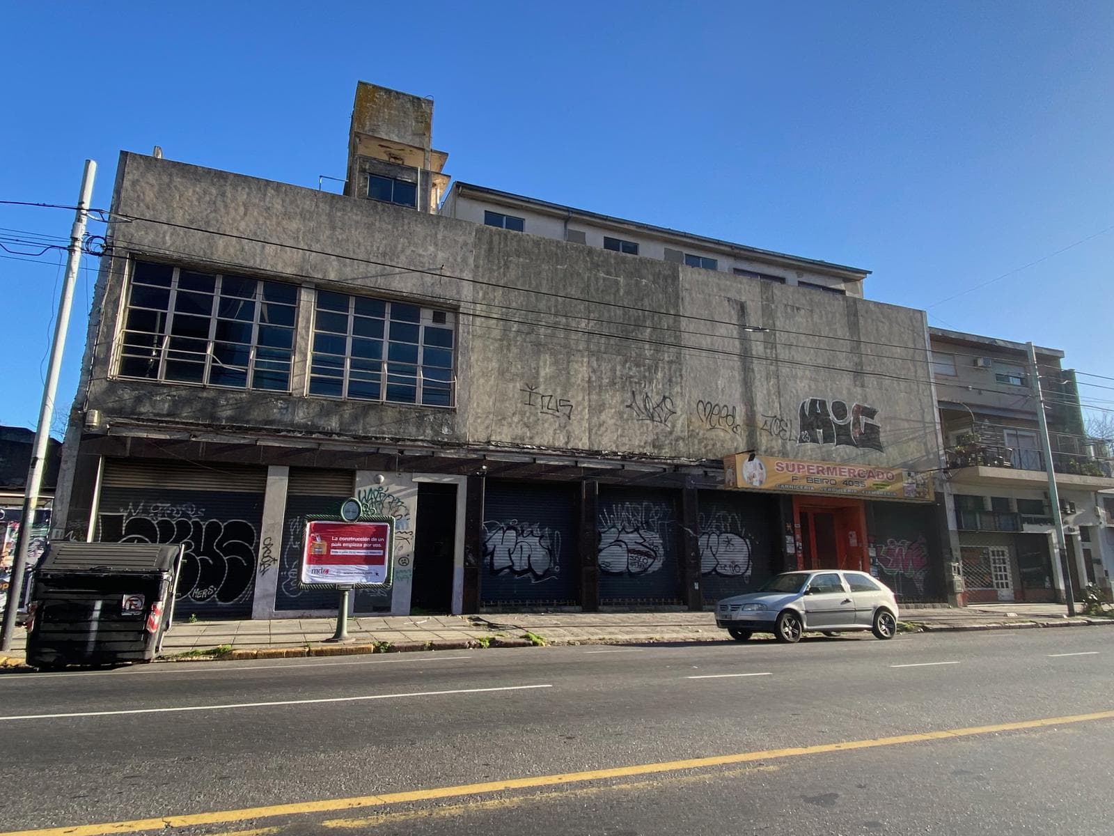 Local en alquiler en Villa Devoto. - 1