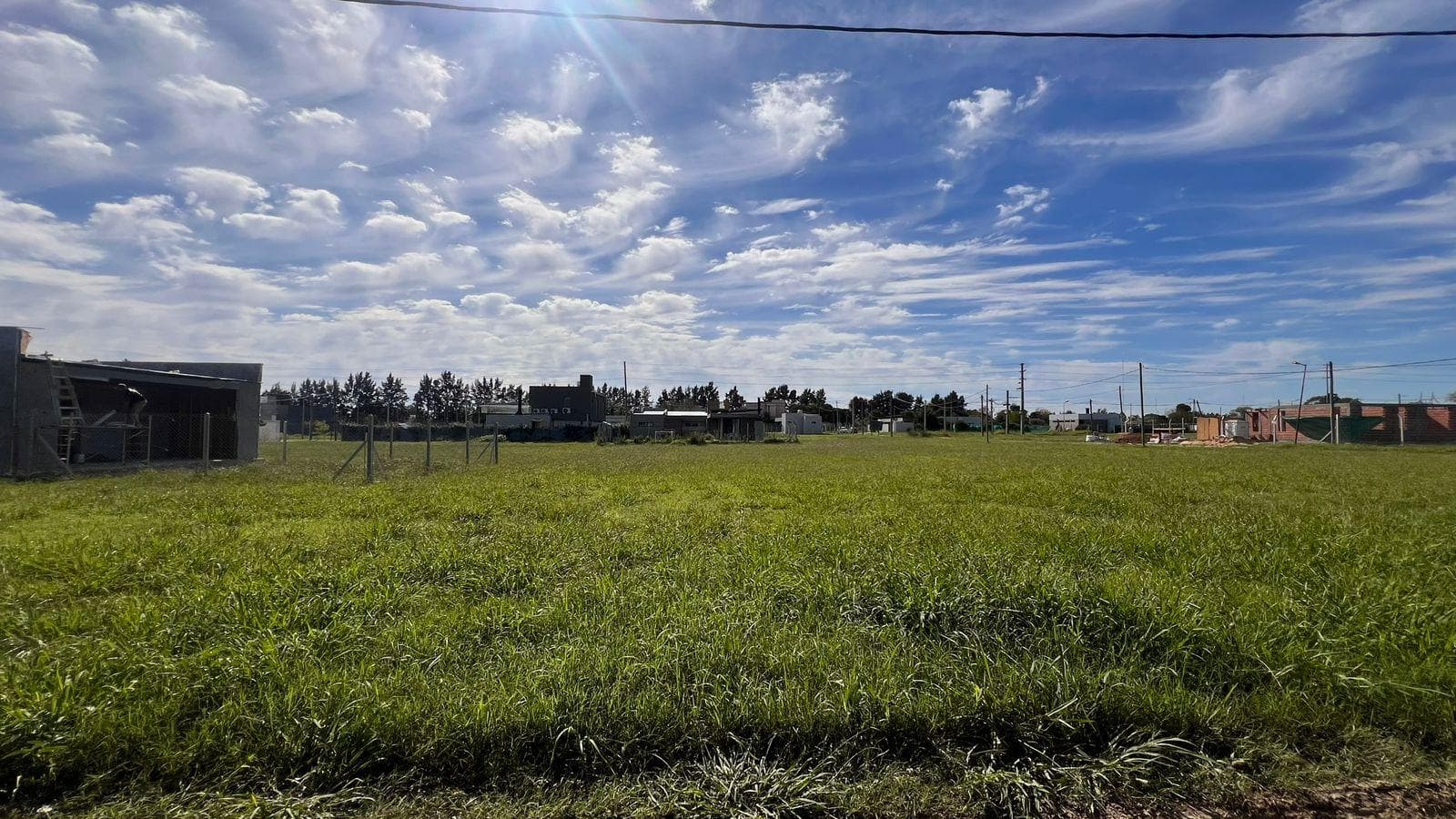 Barrio Don Guido 140 y 508 - Lote 20x32m J. Hernández - 1