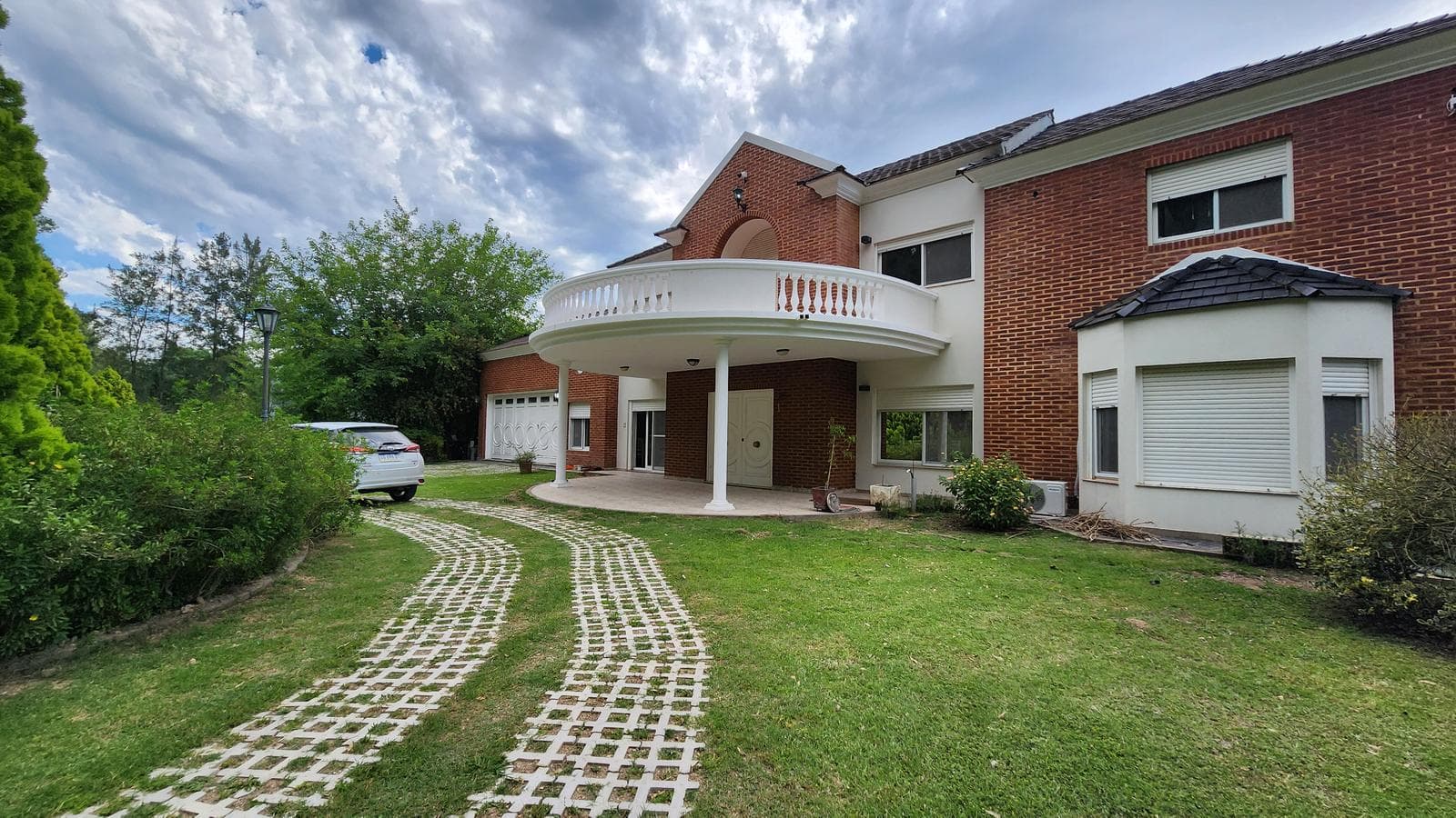 VENTA CASA CAMPOS DE ROCA 4 DORMITORIOS - 1