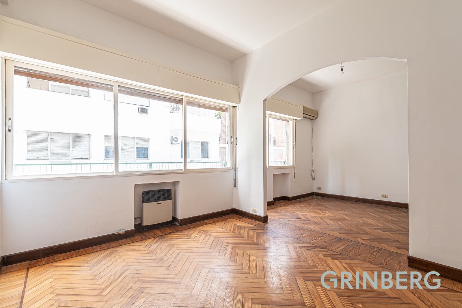 Excelente Semipiso de 2 ambientes con Escritorio en Palermo. - 1