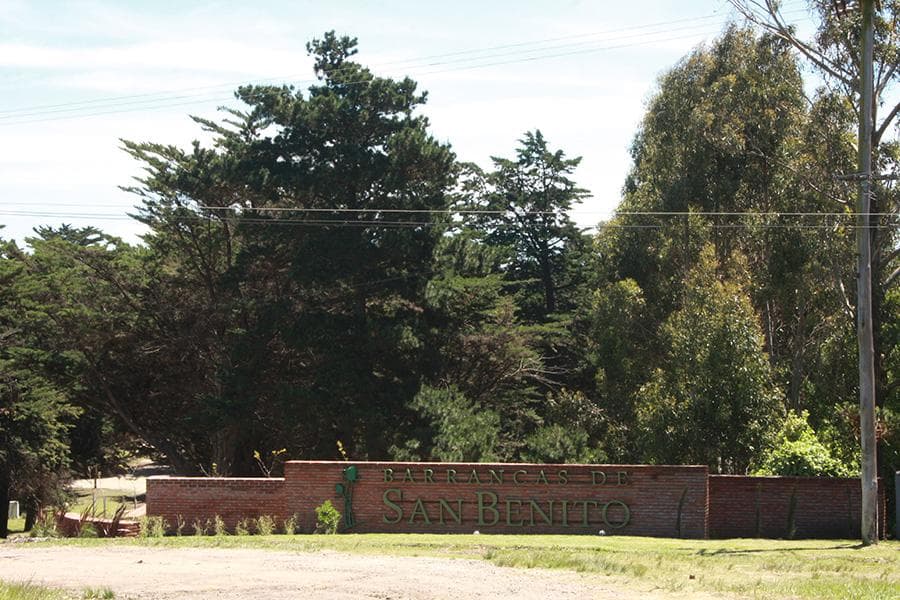 VENTA Lote Barrio privado Barrancas de San Benito - 1