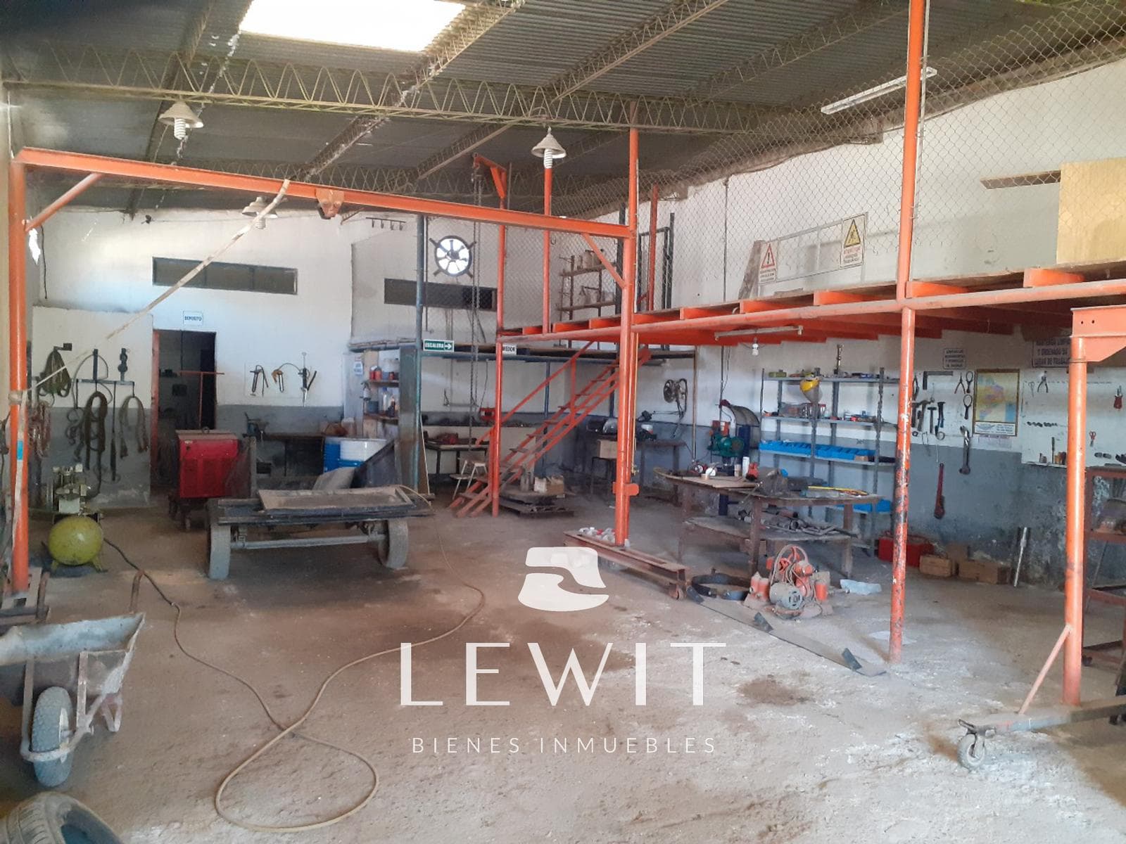 Galpón en Capital - 1