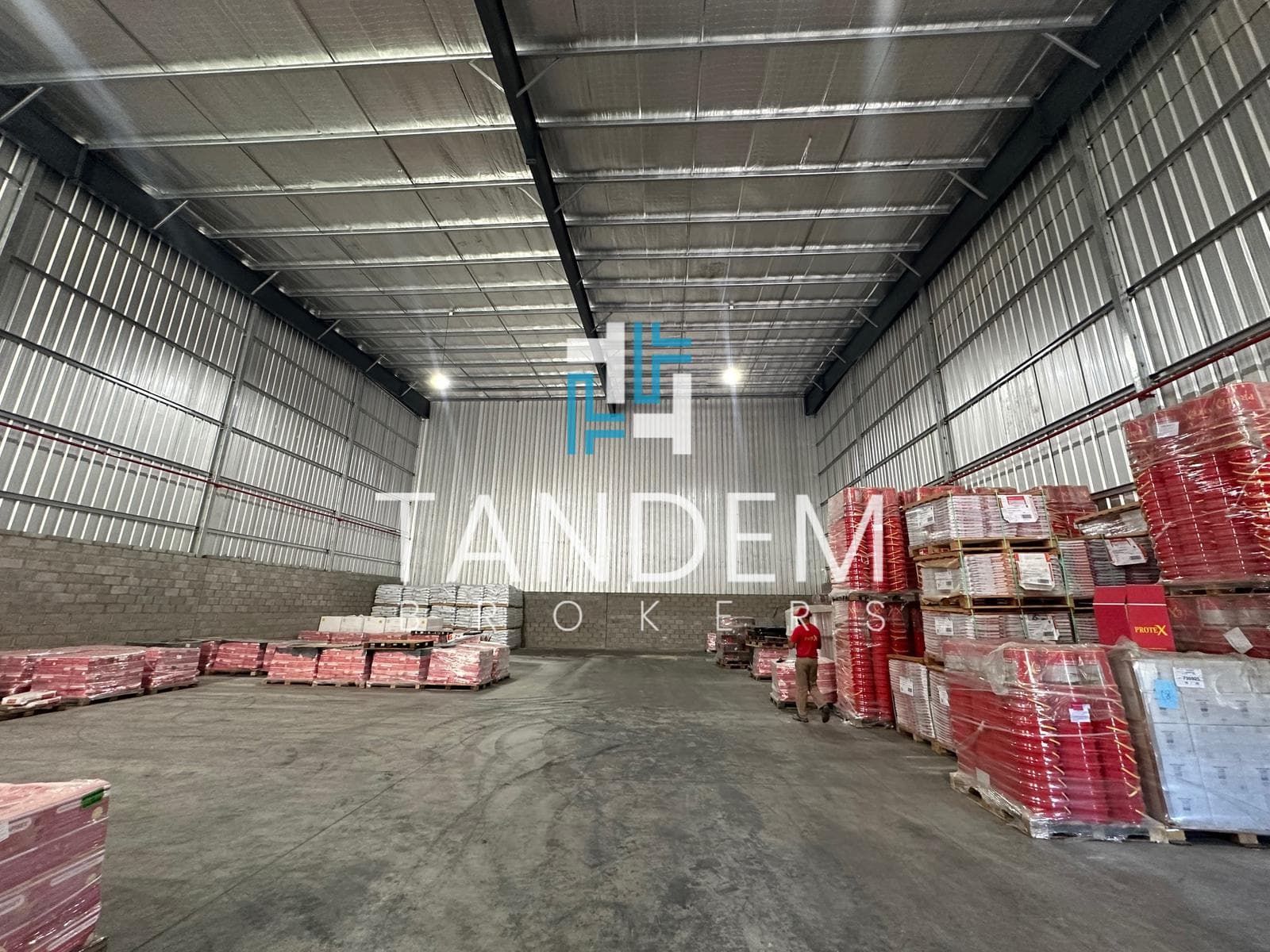 Alquiler galpón AAA en parque industrial Tigre - 1