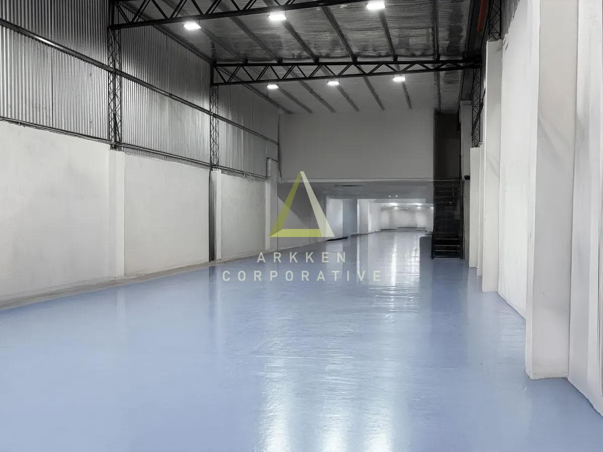 Galpón a la venta en Tres de Febrero - 1