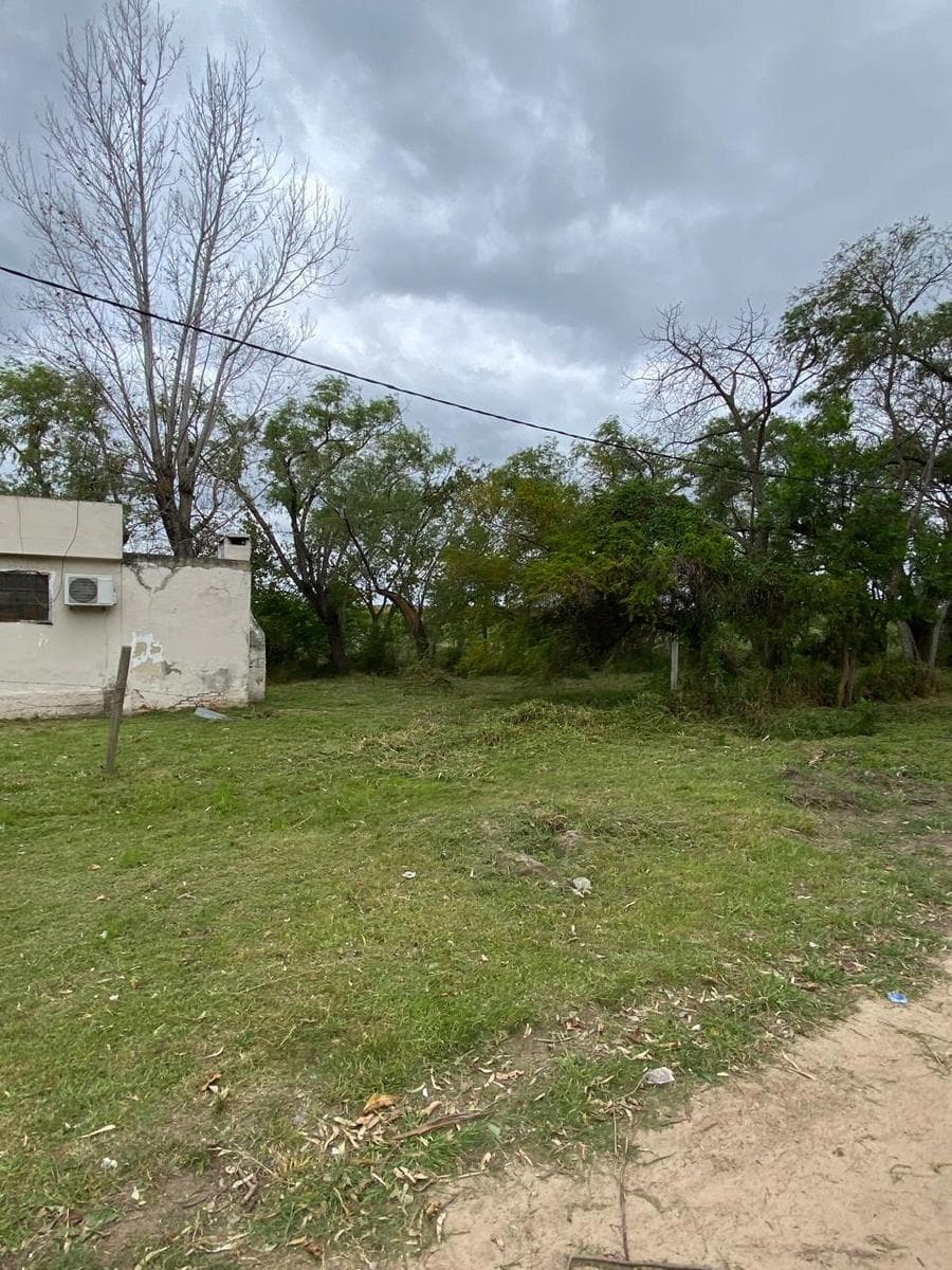 Terreno de Excelentes dimenciones !!! - 1