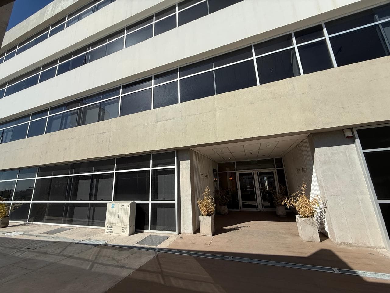 Oficina en venta en Centro Empresarial Torreon Maipu - 1