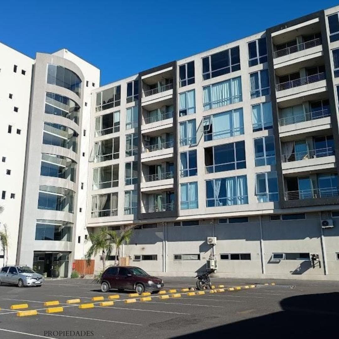 Oficina Renata Bureau Tucumán al 300 Moreno - 1