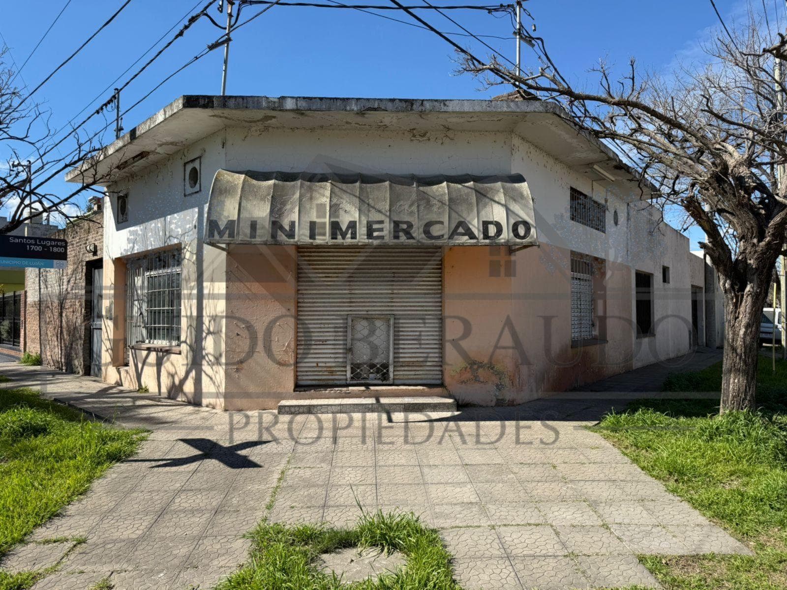 Local en SANTOS LUGARES Y RAWSON - 1