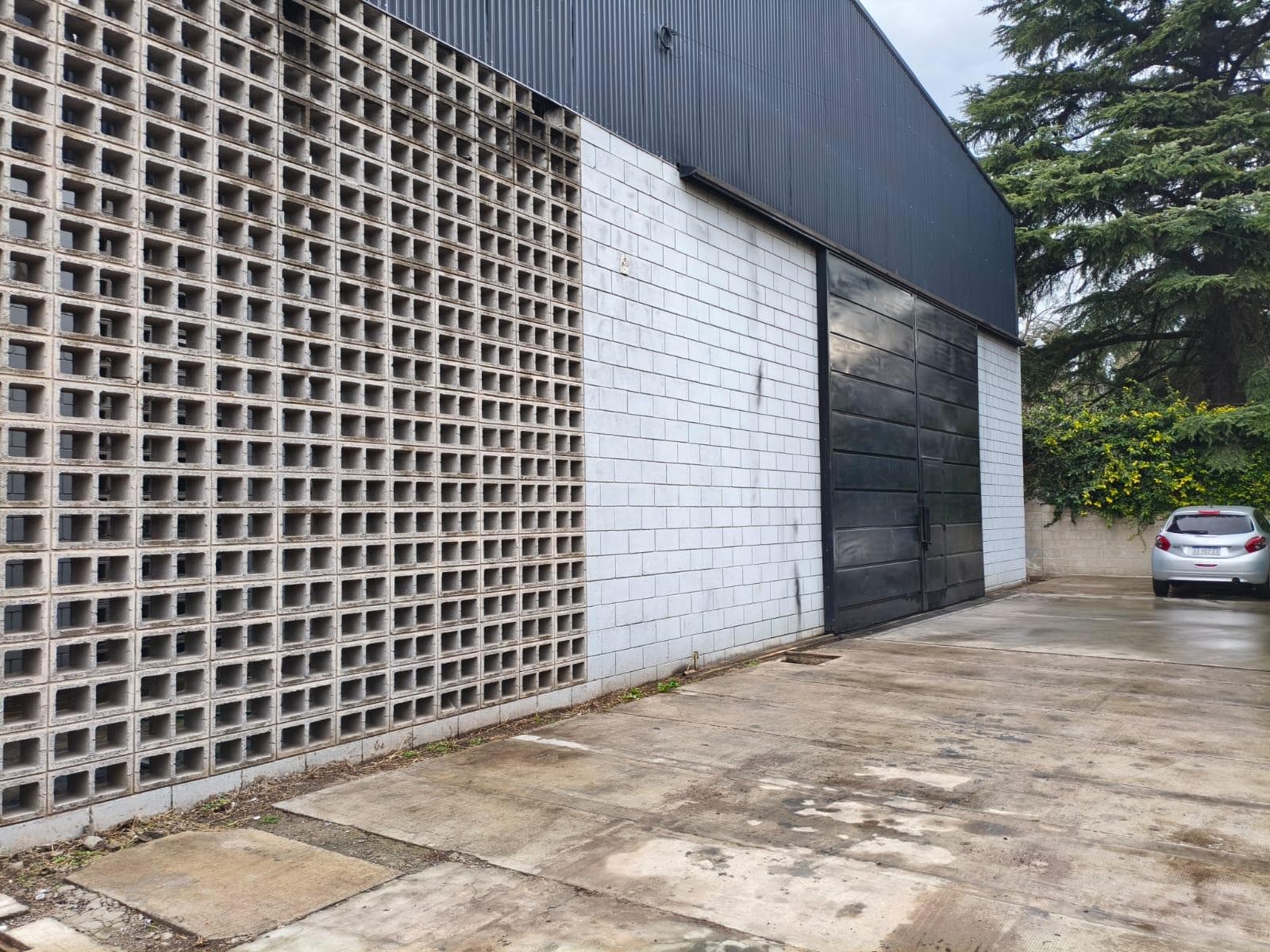 Galpón en Moreno - 1