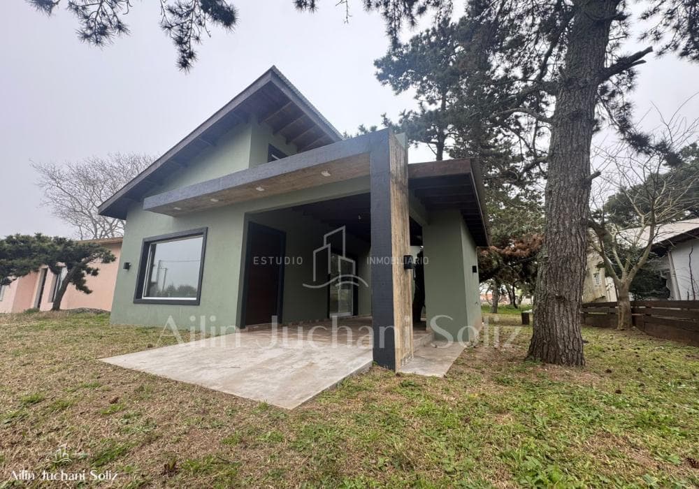 CASA MODERNA EN LOTE PROPIO - 1