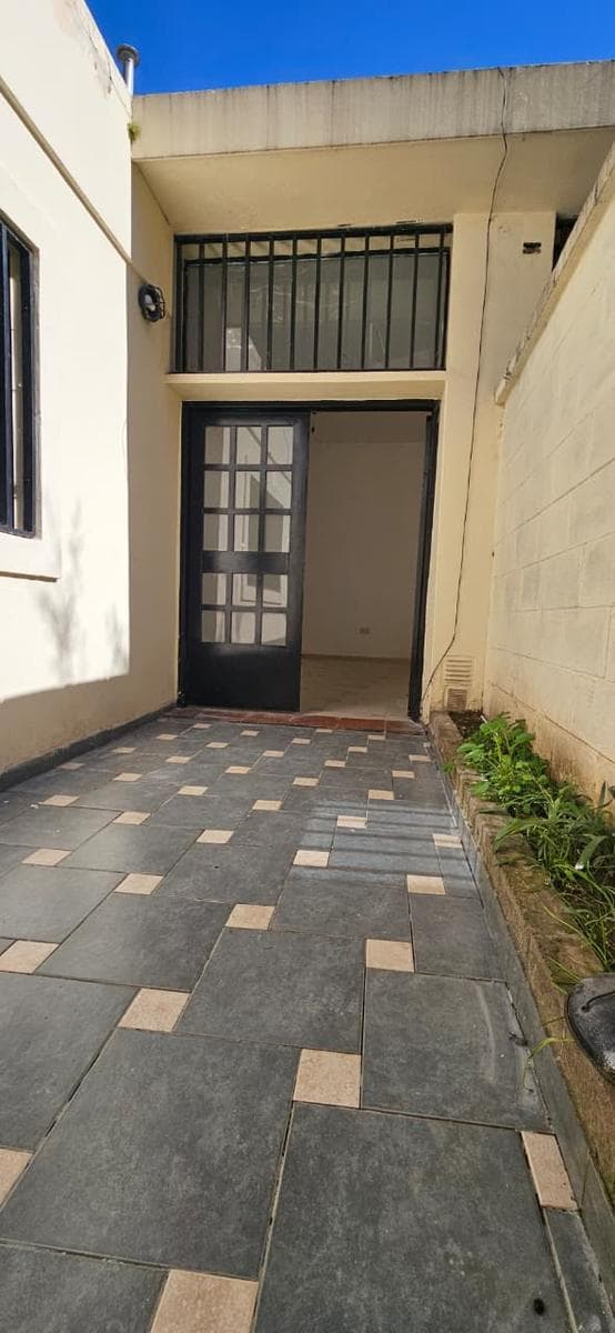 ALQUILER. CERCA FACULTADES. DEPARTAMENTO DE PASILLO. - 1