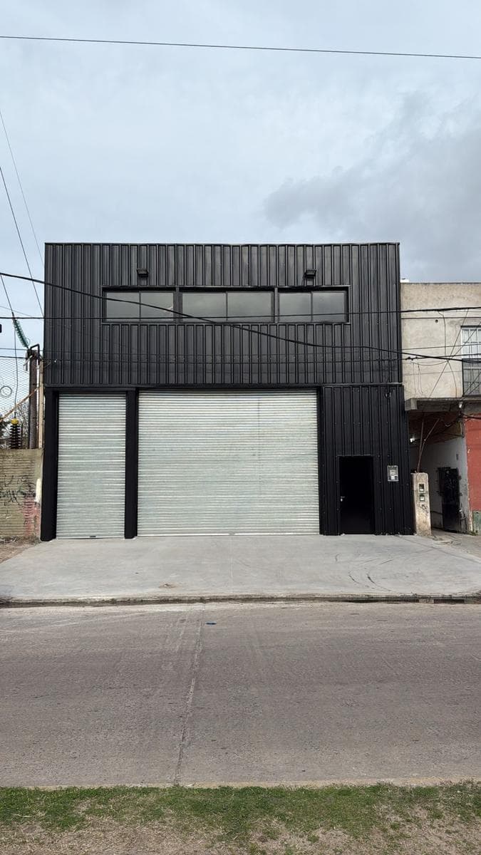 Galpón a estrenar - 1