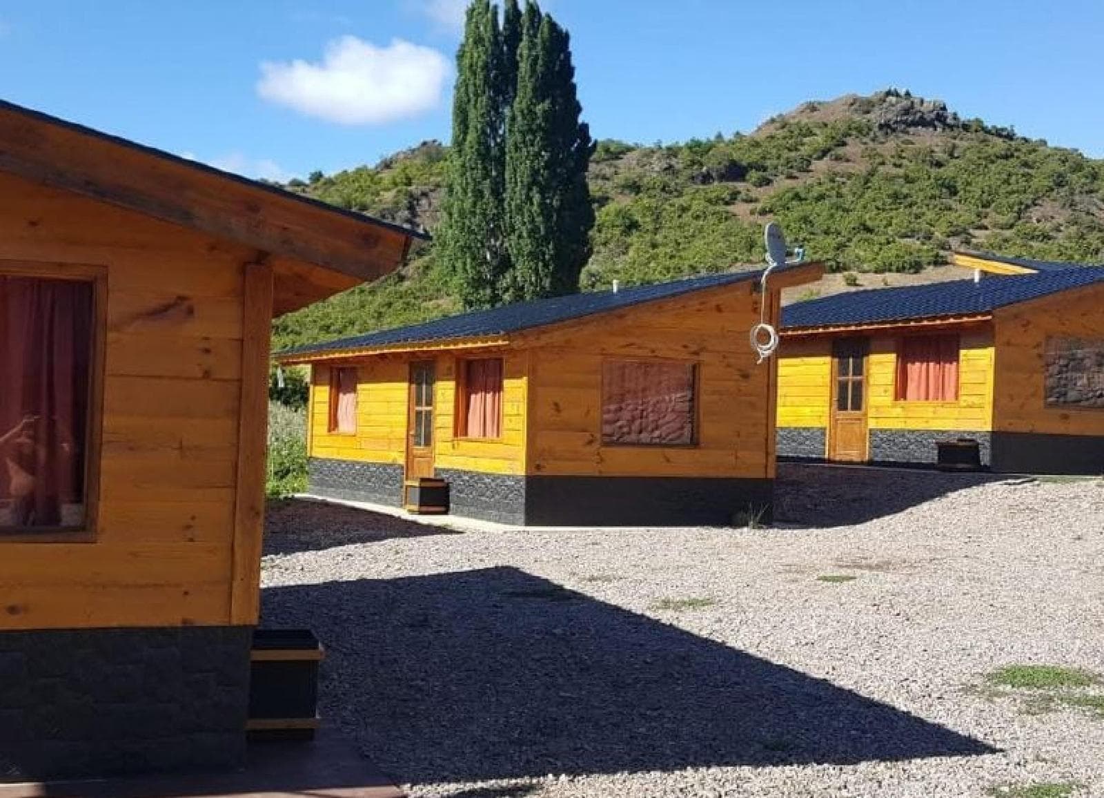 Complejo de cabañas - 5 UFs - Cholila - 1