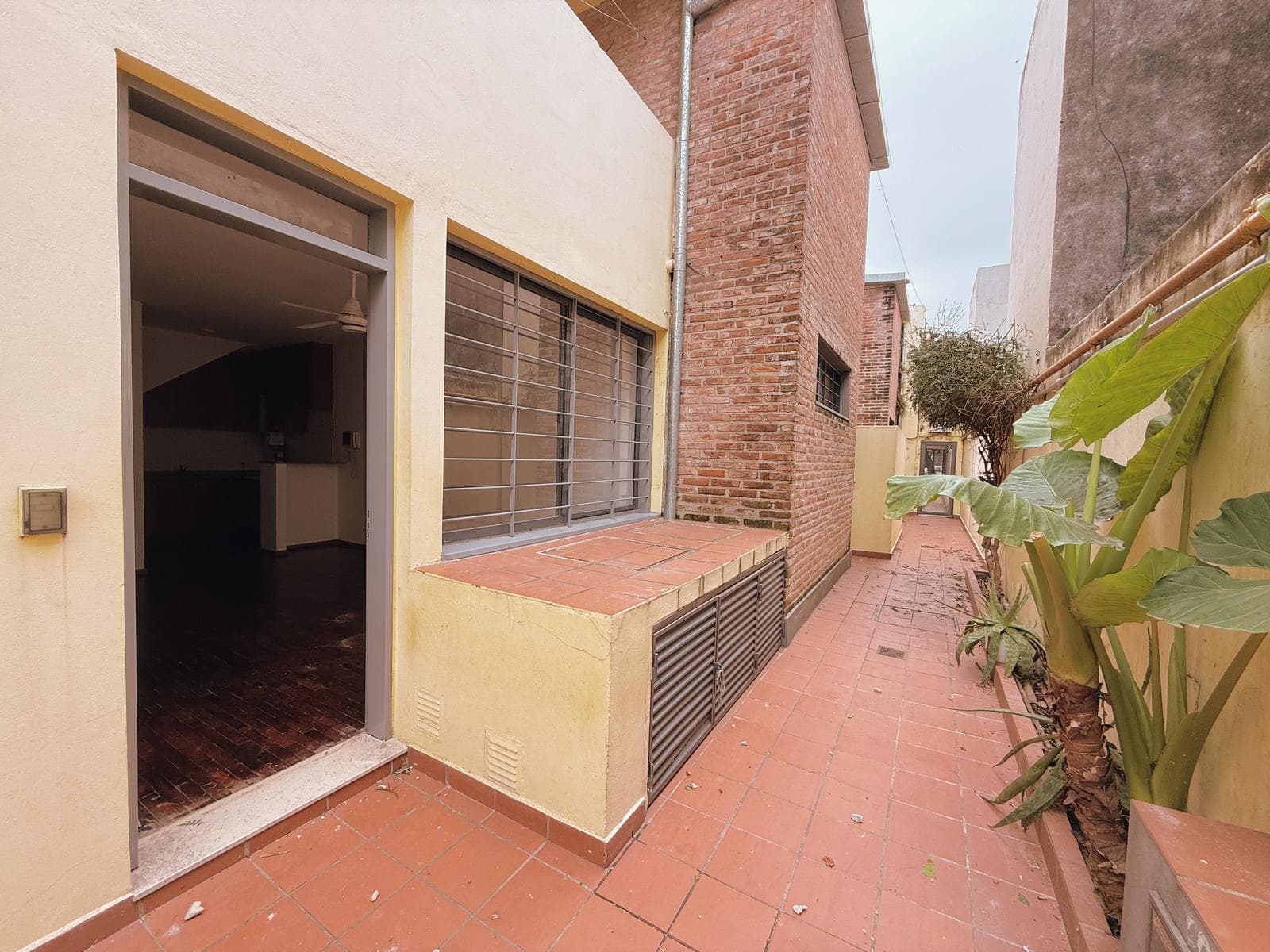 Cordoba 3051 - Departamento Duplex De Pasillo De 1 Dormitorio En Alquiler - Lourdes, Rosario - 1