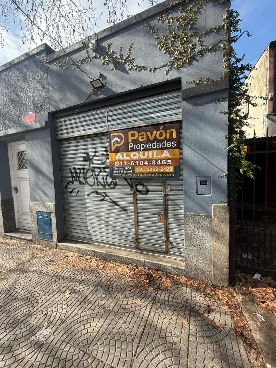 Local en José Mármol Bynon al 2400 - 1