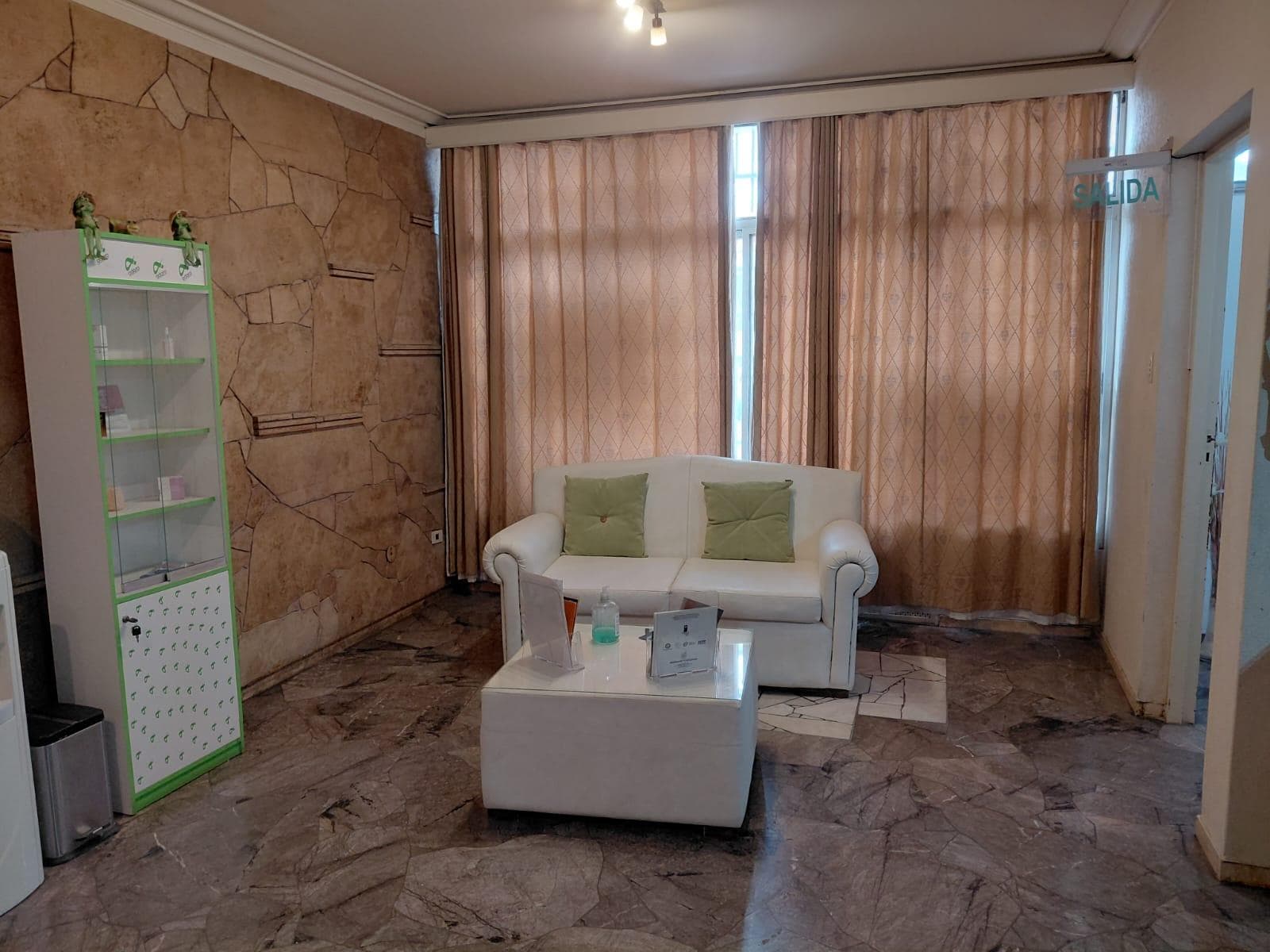 Casa en Venta calle Buenos Aires, Godoy Cruz - 1