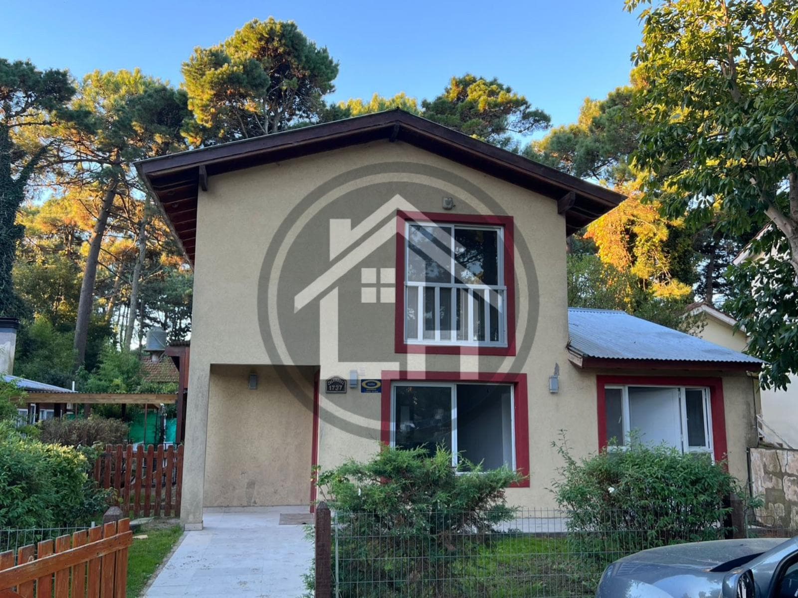 Casa en Pinamar en alquiler permanente - 1