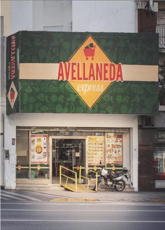 LOCALES - A LA CALLE - AVELLANEDA, GRAN BS. AS. SUR - 1