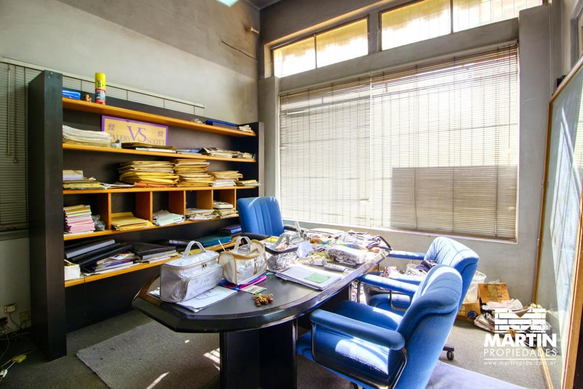 Local en venta Martínez 12x15.50 Apto comercio, logística, oficinas, etc. A metros de Av. Santa fe. - 1