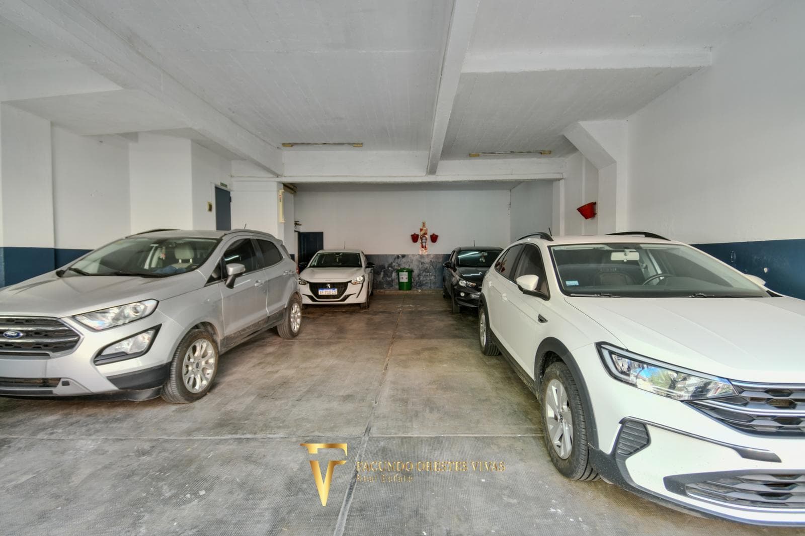 VENTA - COCHERA - PLANTA BAJA - BILLINGHURST - ALMAGRO - 1