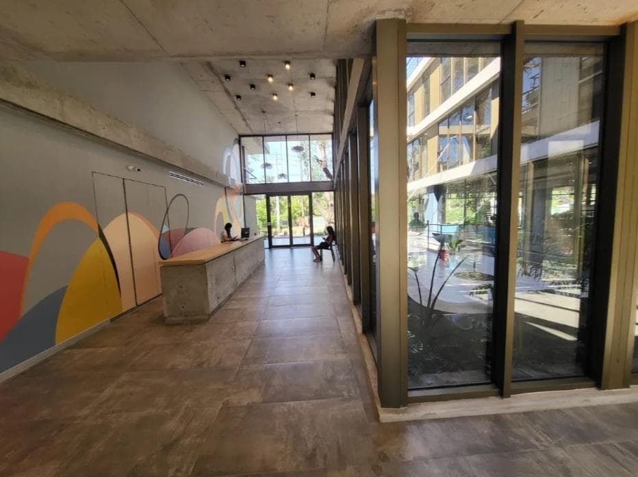 Oficina en Barrio Parque Leloir - 1