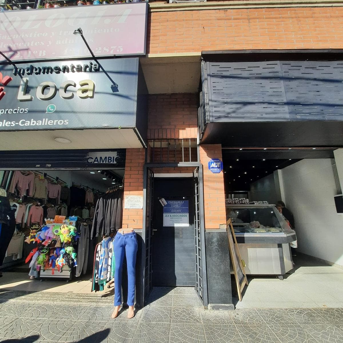 Depósito en Lanús Este - 1