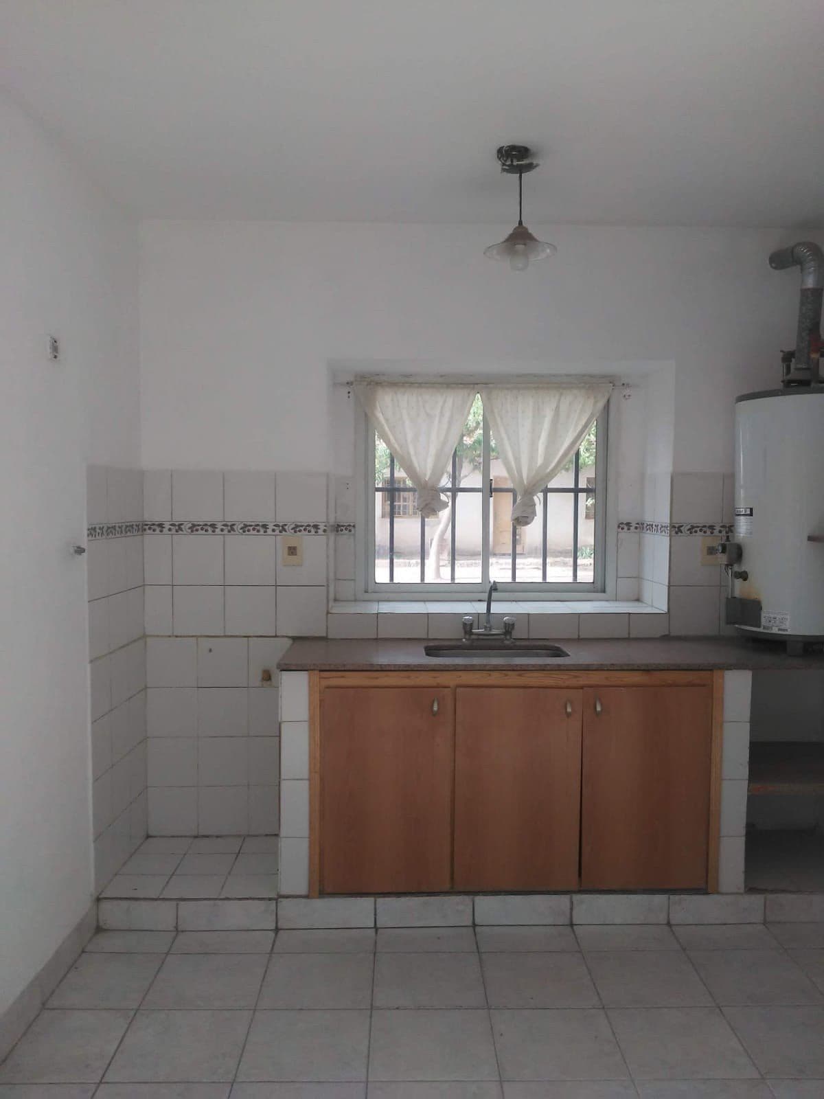 Dúplex en alquiler en Cipolletti, calle Villegas al 1000 - 1