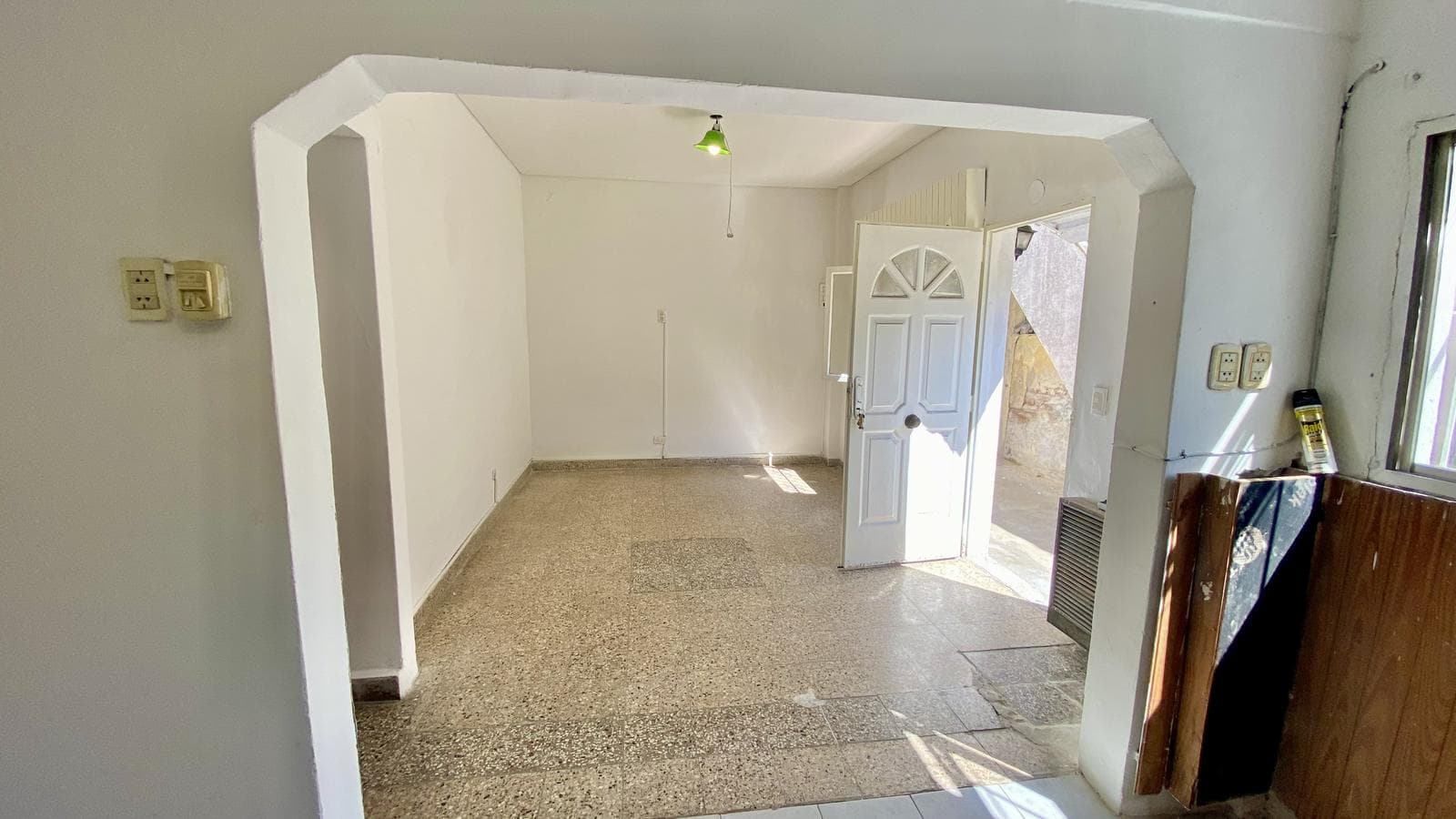 PH en Venta 2 Ambientes en Excelente ubicación de Villa Adelina - 2