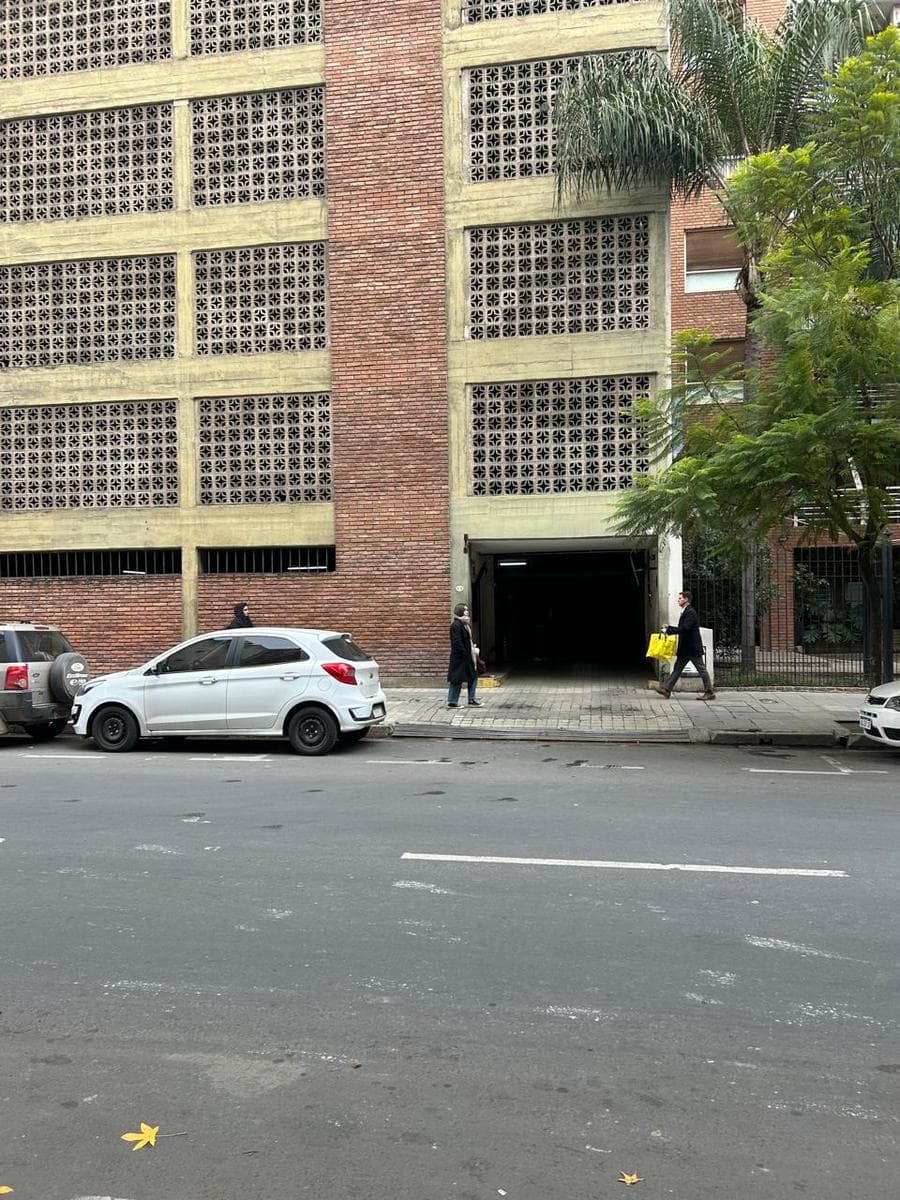 VENTA COCHERA EN PLANTA BAJA, NUEVA CÓRDOBA - 1