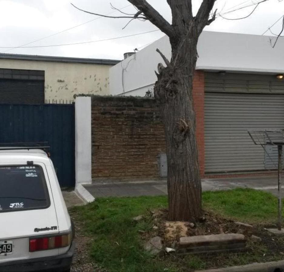 Galpon en venta en La Plata - 1