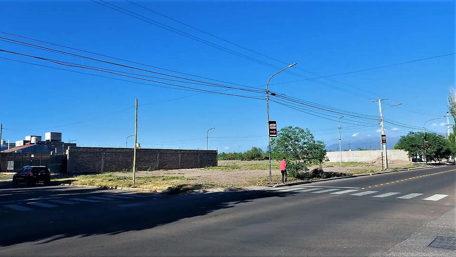 GRAN TERRENO EN B° AGUA Y ENERGIA - JUAN B. JUSTO ESQ. CONSTITUCIÓN - MAIPÚ - 1