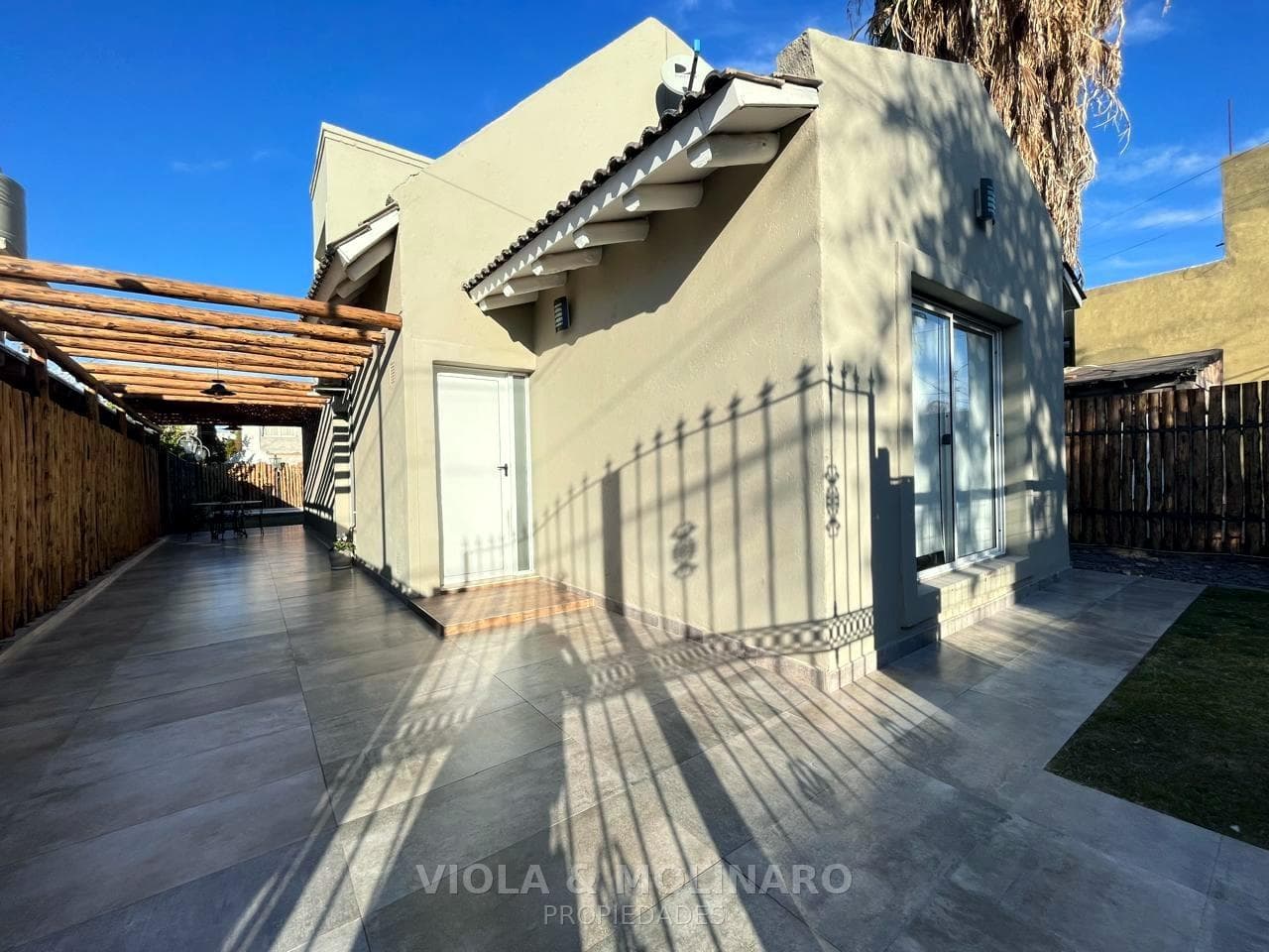 CASA EN VENTA. BARRIO PRIVADO PARAISO 1. MAIPU - 1