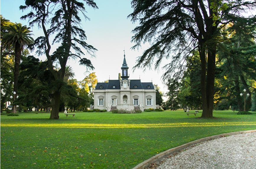 ESTANCIA LA FORTUNA, PALACIO DE LAS PAMPAS - 1