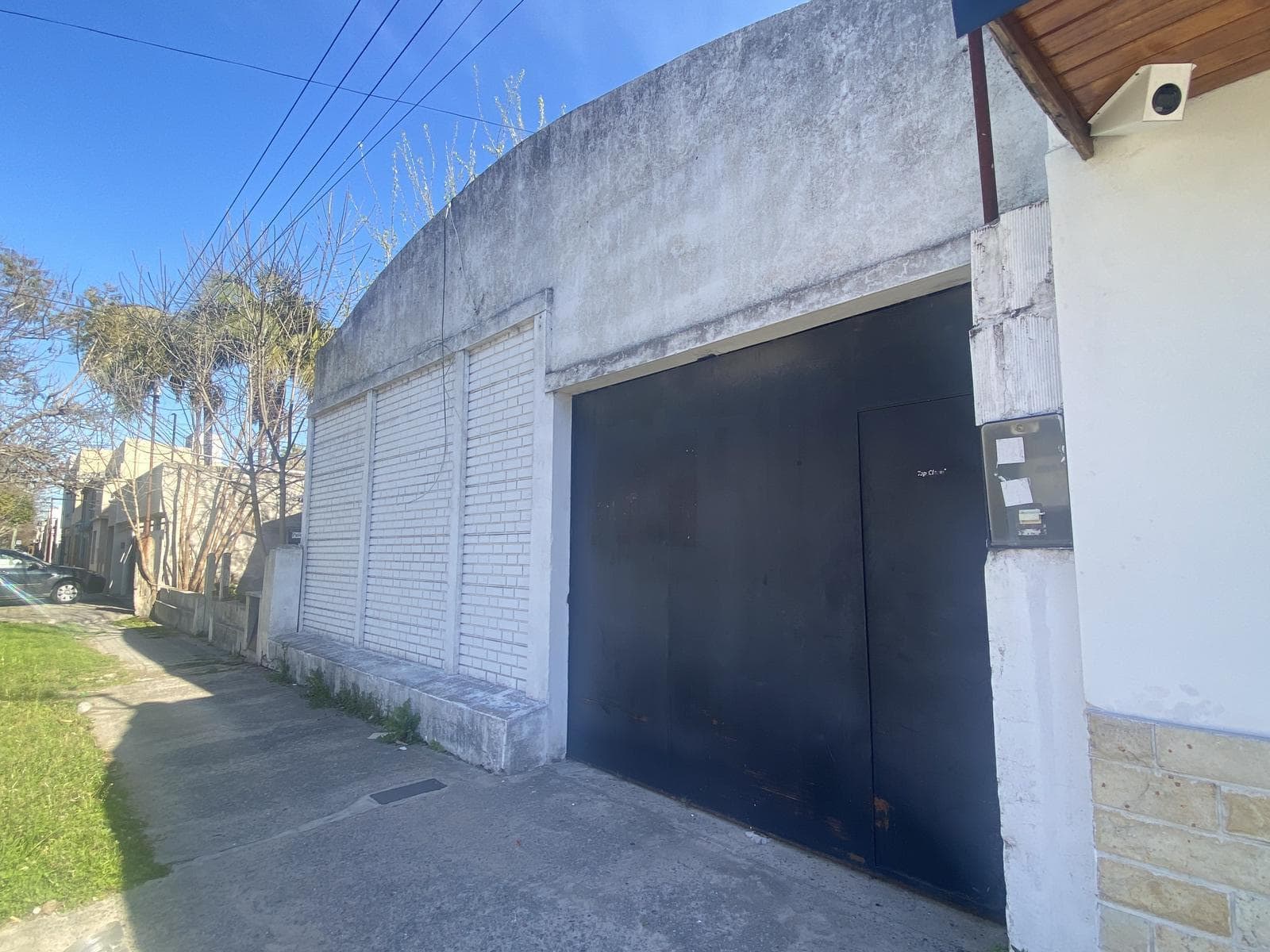 galpon en venta en tolosa - 1