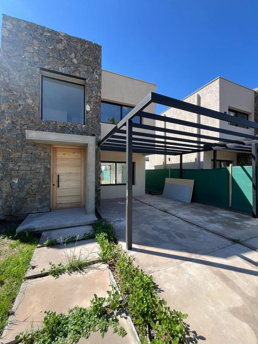 Duplex A Estrenar en Ciro de Vieytes - 1