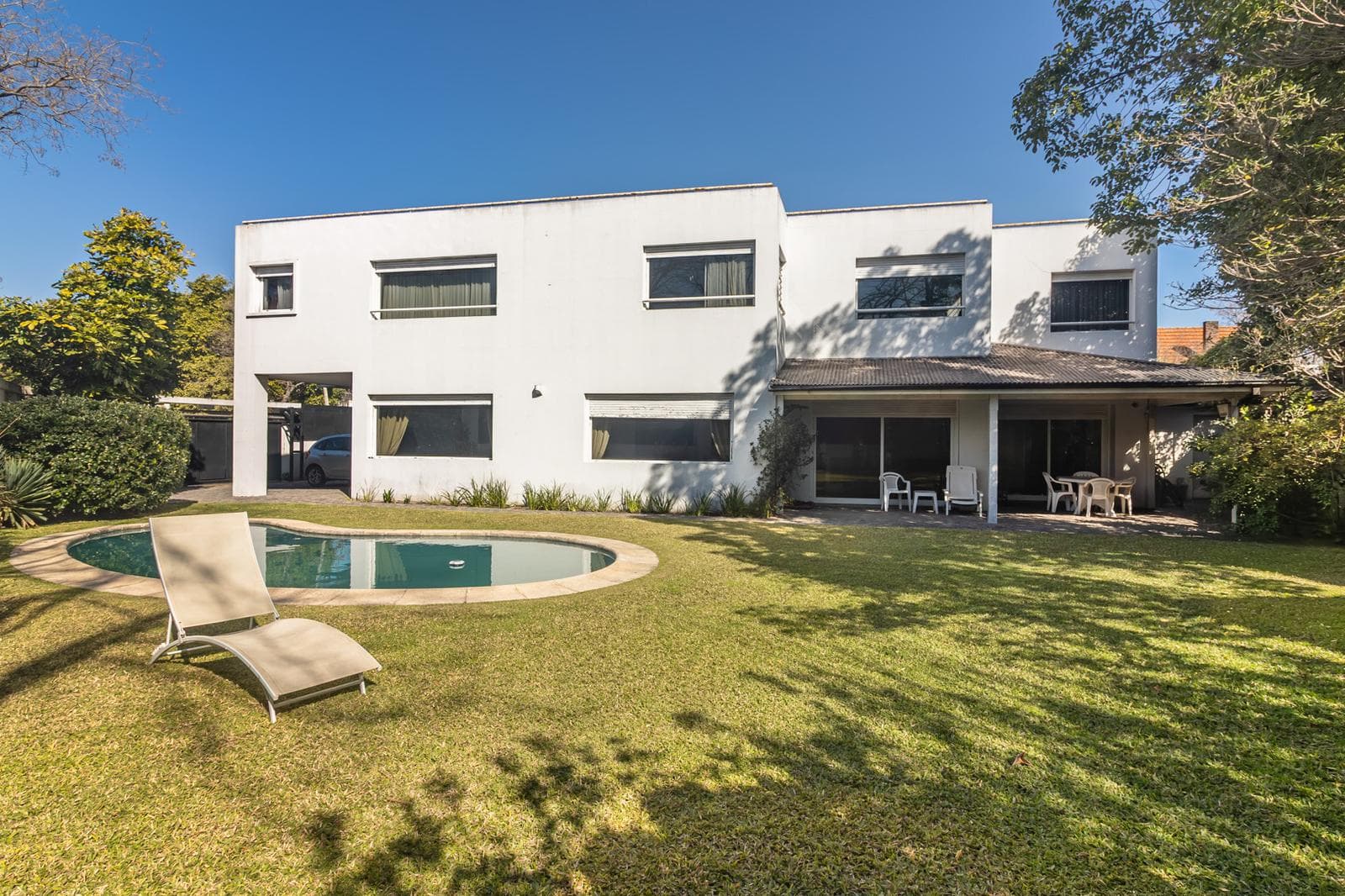 Venta casa Acassuso 5 dormitorios y 5 baños - 1