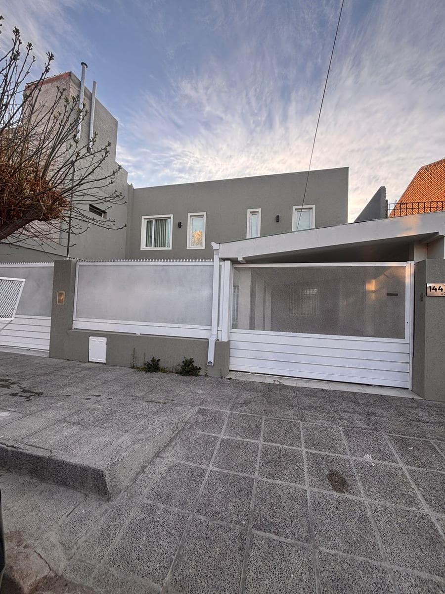 Casa en Neuquen - 1