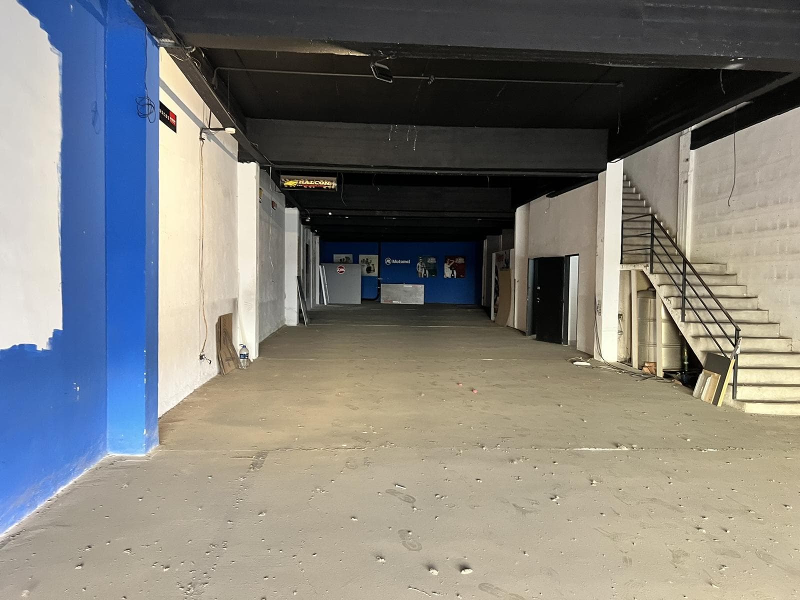 LOCAL/DEPOSITO EN WARNES ACEPTA PERMUTA DEPTO - 1