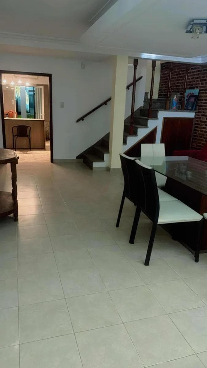 Casa en venta - 3 Dormitorios 3 Baños - Brandsen - 1