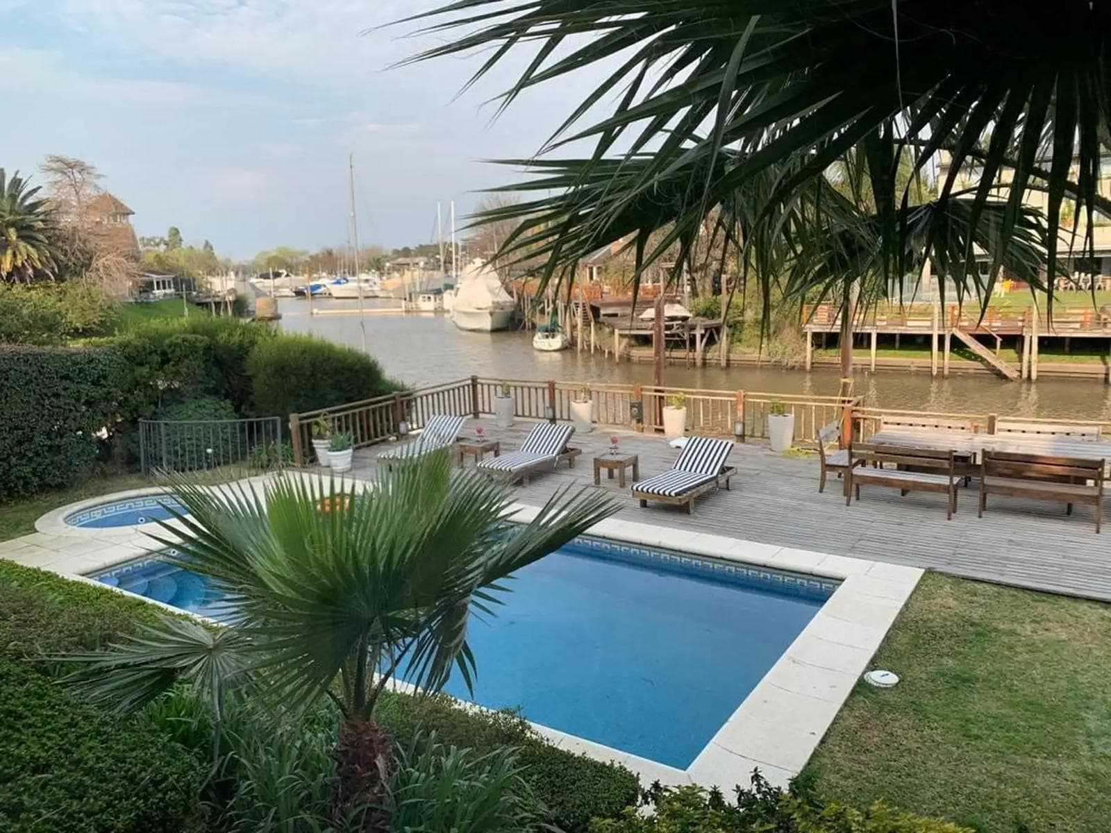 Casa en alquiler en Marina del Sol - 1