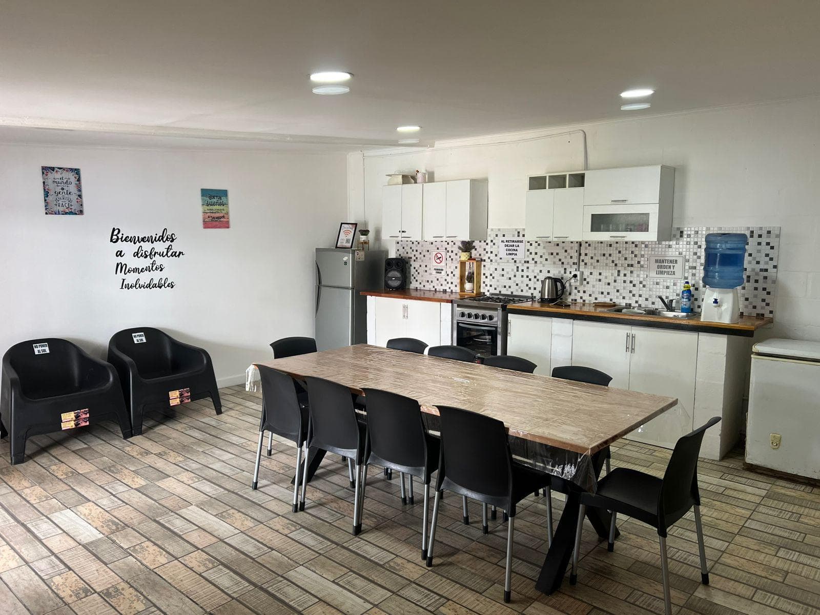 Casa en Venta, en Andino, con quincho y pileta - 1