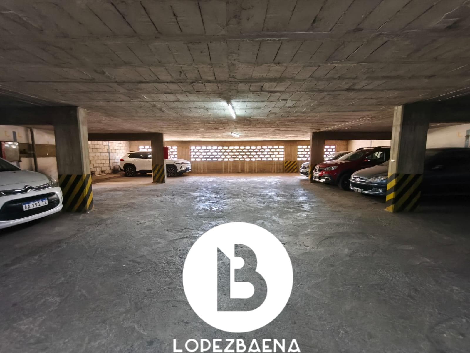 Oportunidad de Inversion - Cochera en Venta - Única en Zona Tribunales - - 1
