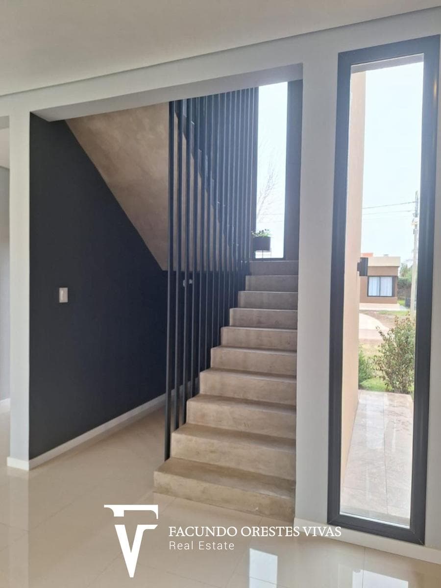 VENTA - CASA - CUATRO AMBIENTES - PISCINA - ZÁRATE - LOS ALTOS DEL CASCO - 1