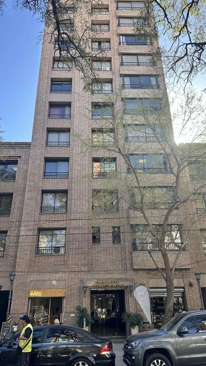 Excelente departamento en venta en Edificio Recoleta Mitre, Ciudad de Mendoza - 2