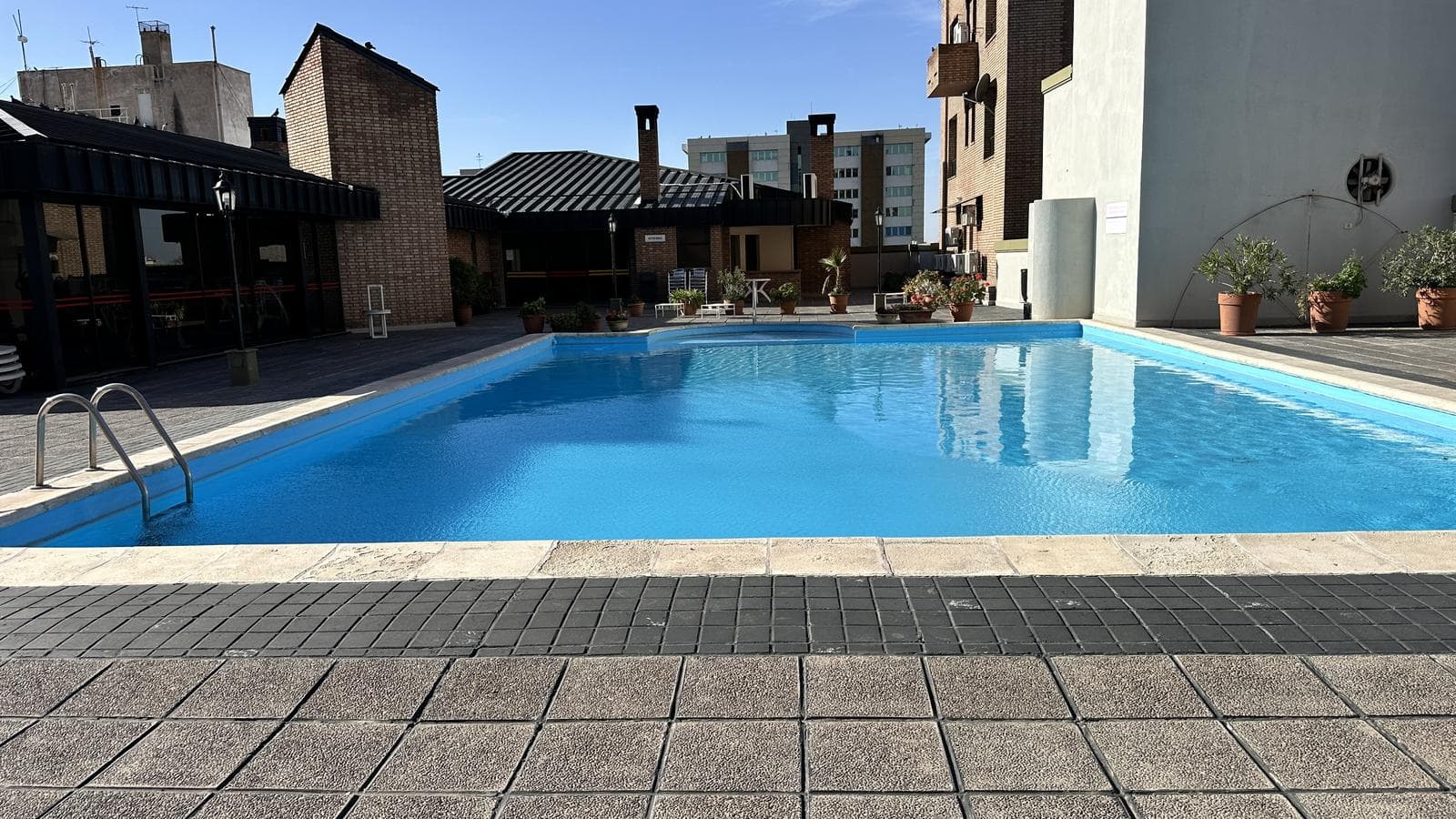 Excelente departamento en venta en Edificio Recoleta Mitre, Ciudad de Mendoza - 1