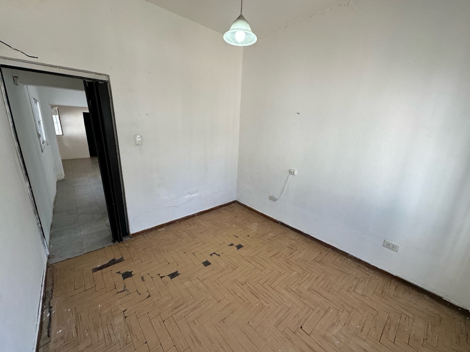 ALQUILO PH 2 DORMITORIOS MORENO SUR - 2