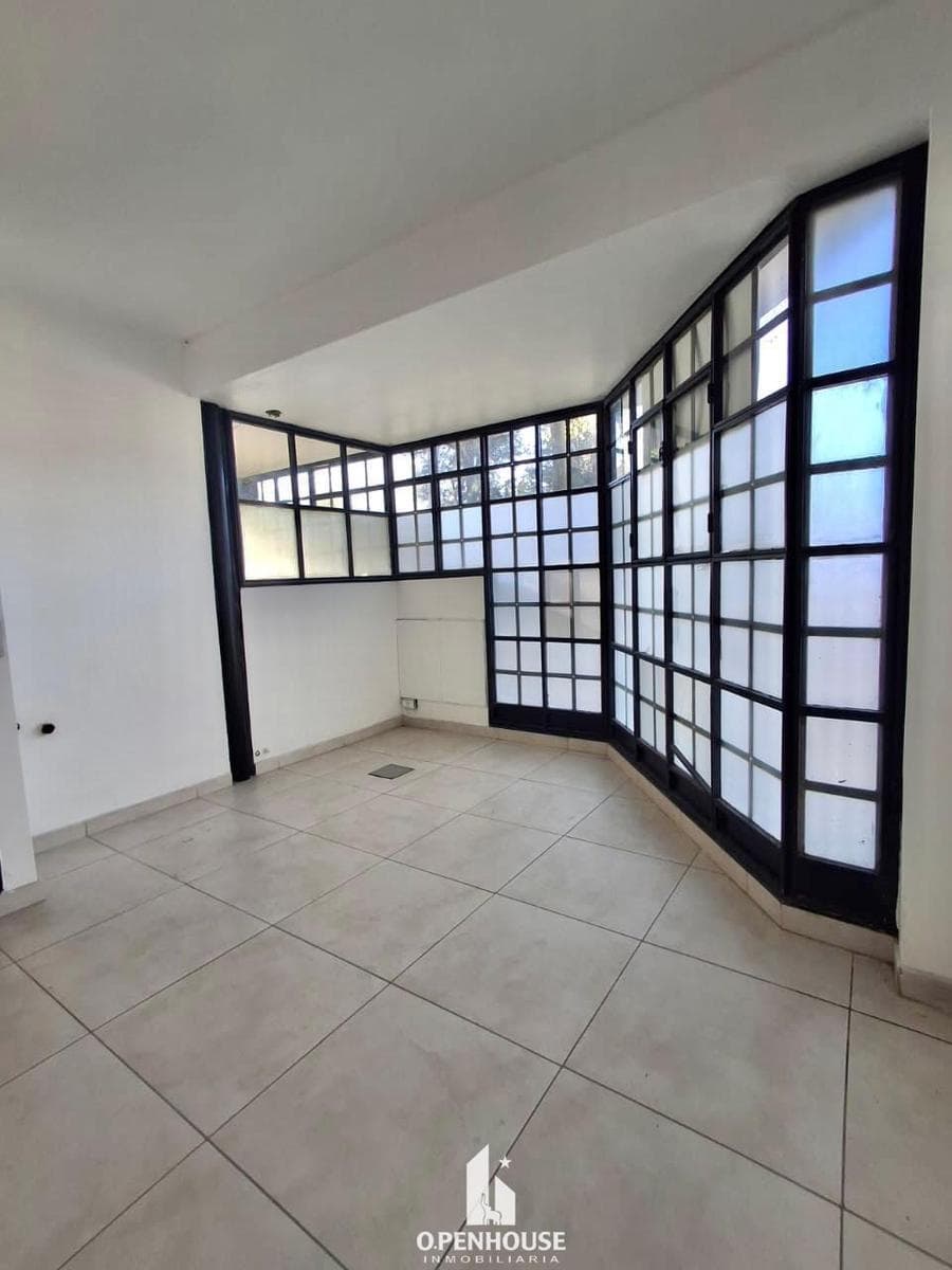 OPENHOUSE alquila hermosa oficina en la ciudad de Mendoza - 1