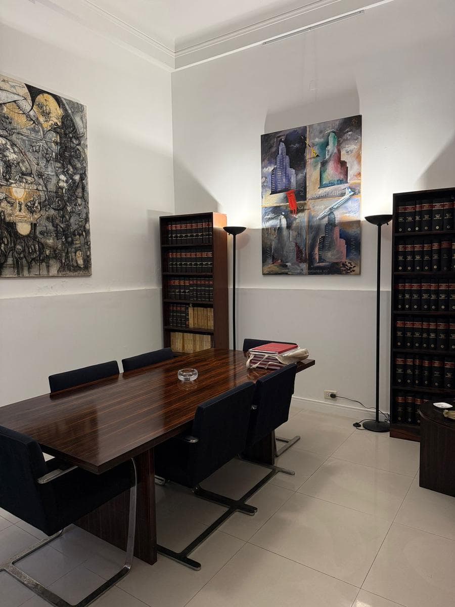 VENTA OFICINA RECICLADA IDEAL INVERSION. - 1